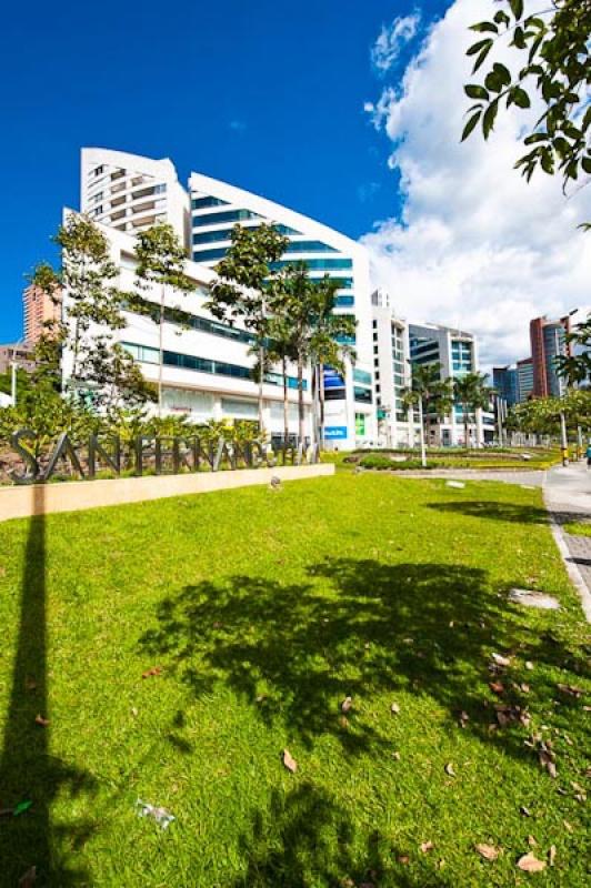 San Fernando Plaza, El Poblado, Medellin, Antioqui...