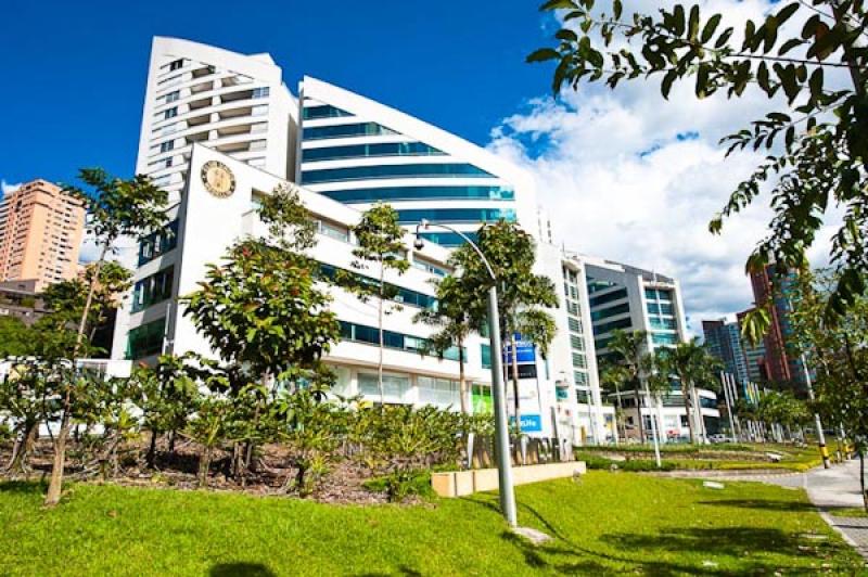 San Fernando Plaza, El Poblado, Medellin, Antioqui...