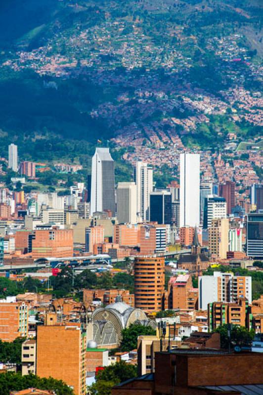 Panoramica de la Ciudad de Medellin, Antioquia, Co...