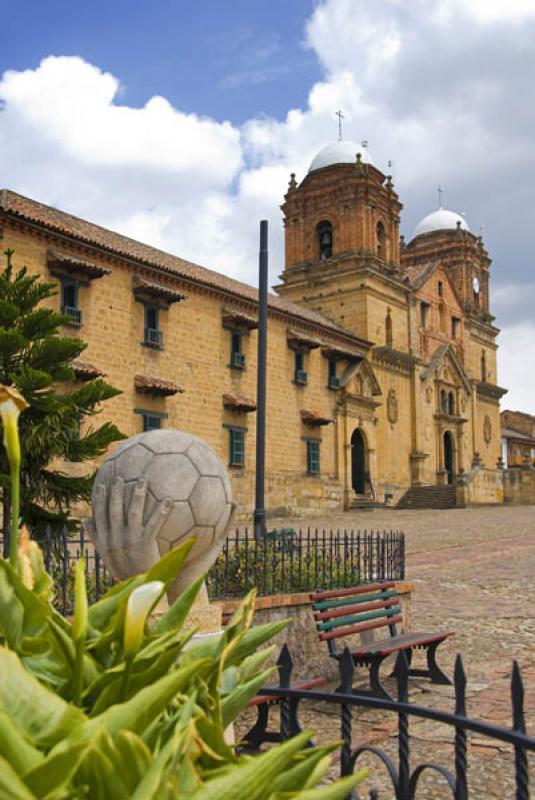 Basilica de Nuestra Señora de Mongui, Mongui, Boy...