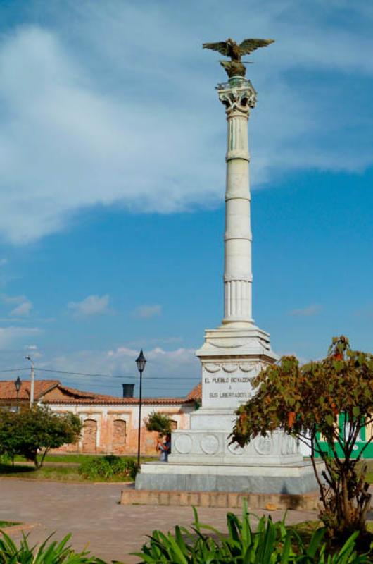 Columna de los Martires a la Independencia, Tunja,...