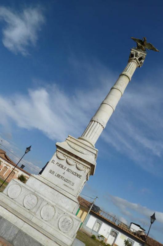 Columna de los Martires a la Independencia, Tunja,...