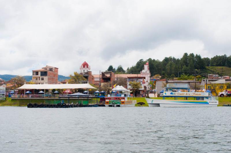 Embalse de Guatape, Guatape, El PeÃ±ol, Antioqui...