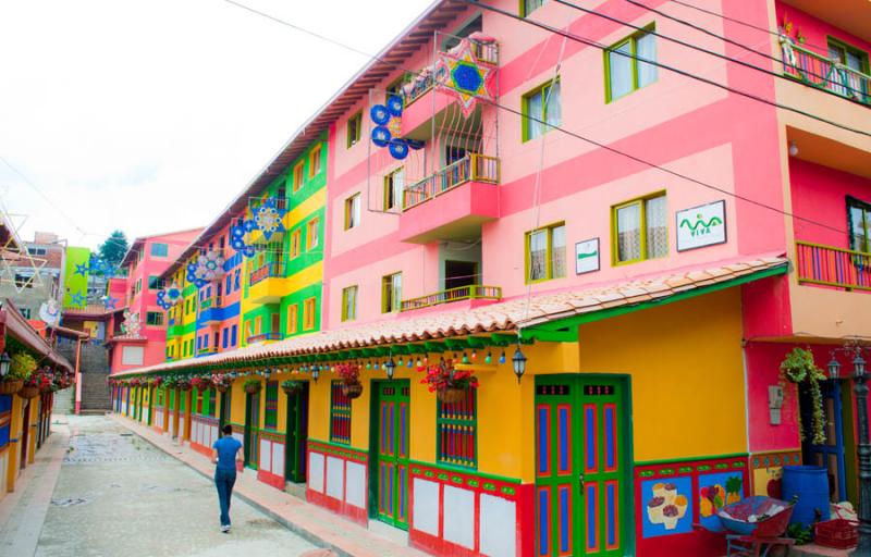 Arquitectura Tradicional, Guatape, Antioquia, Orie...