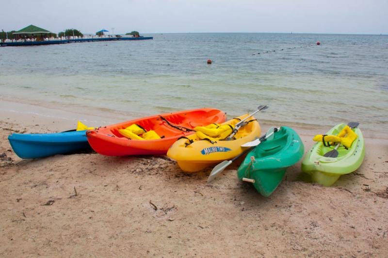 Kayak en la Playa, Hotel Decameron Marazul, Isla d...