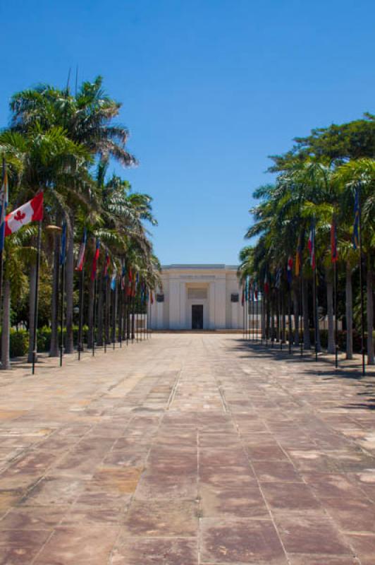 Plaza de Banderas y Altar de la Patria, Quinta de ...