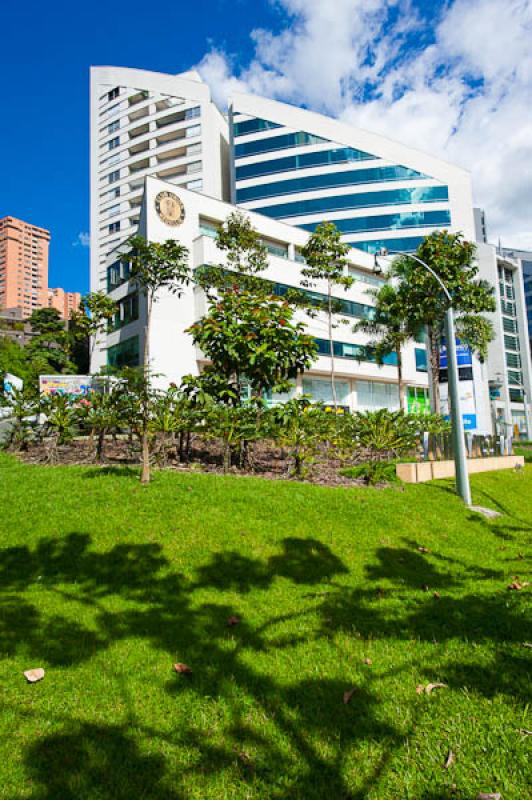 San Fernando Plaza, El Poblado, Medellin, Antioqui...