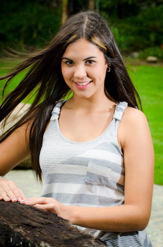 Joven Sonriendo 