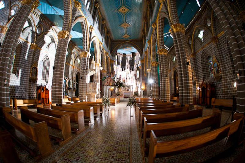 Basilica Menor de la Inmaculada Concepcion, Jardin...