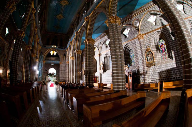 Basilica Menor de la Inmaculada Concepcion, Jardin...