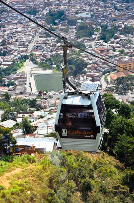 Metrocable, Barrio Santo Domingo, Medellin, Antioq...