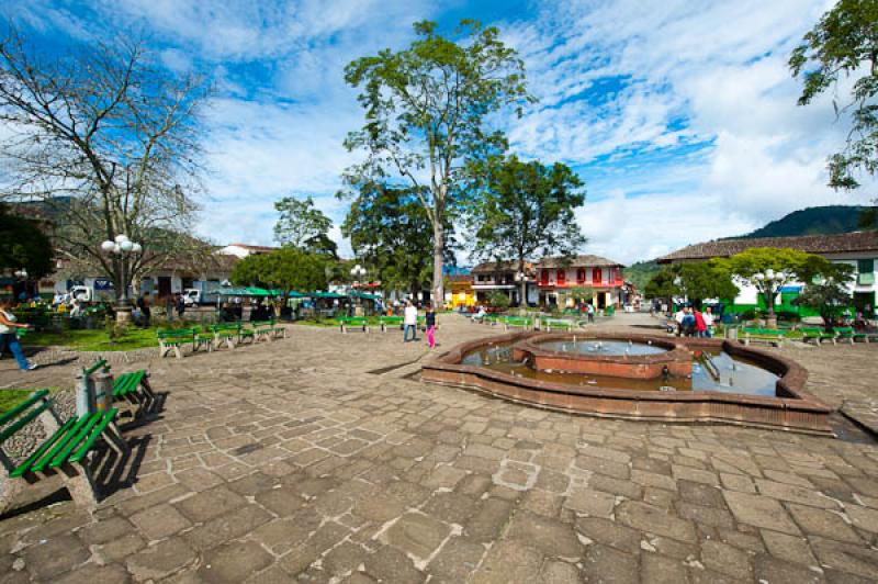 Parque Principal, Jardin, Suroeste Antioqueño, An...