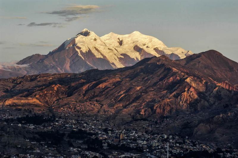 Nevado Illimani, Departamento de La Paz, La Paz, B...