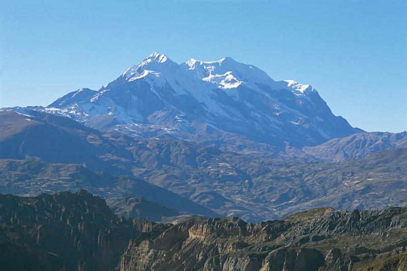 Nevado Illimani, Departamento de La Paz, La Paz, B...