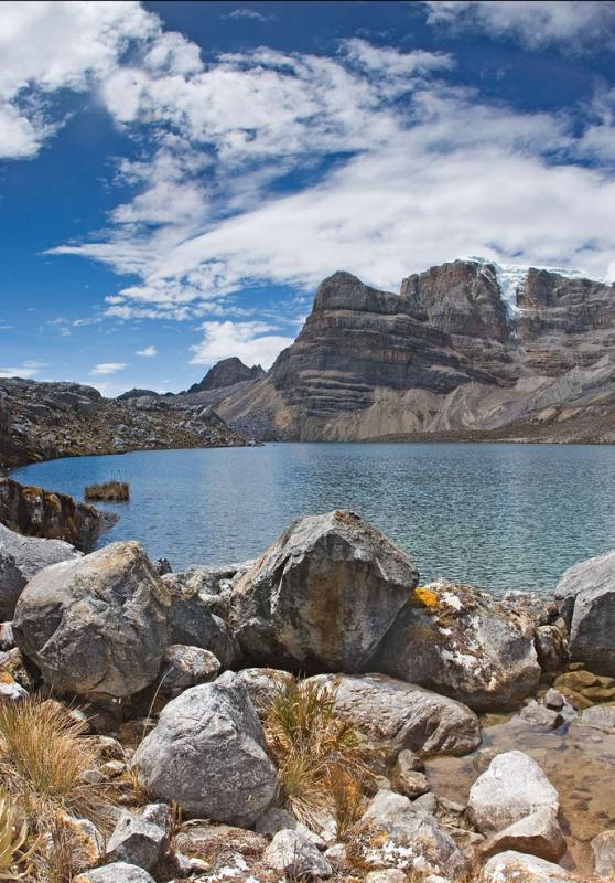 Laguna Hoja Larga, Sierra Nevada del Cocuy, Boyaca...