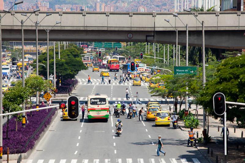 Avenida San Juan, Medellin, Antioquia, Colombia