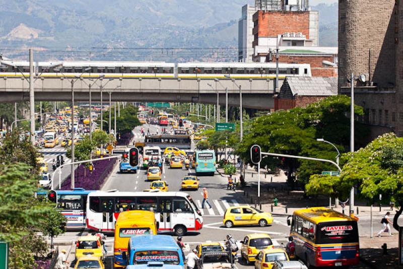 Avenida San Juan, Medellin, Antioquia, Colombia