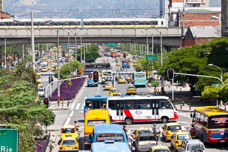 Avenida San Juan, Medellin, Antioquia, Colombia