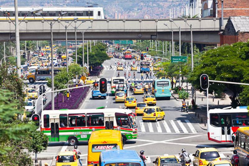 Avenida San Juan, Medellin, Antioquia, Colombia