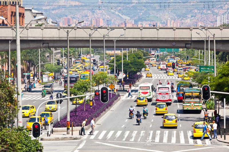 Avenida San Juan, Medellin, Antioquia, Colombia