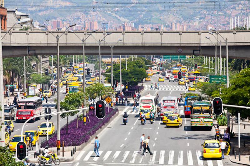 Avenida San Juan, Medellin, Antioquia, Colombia