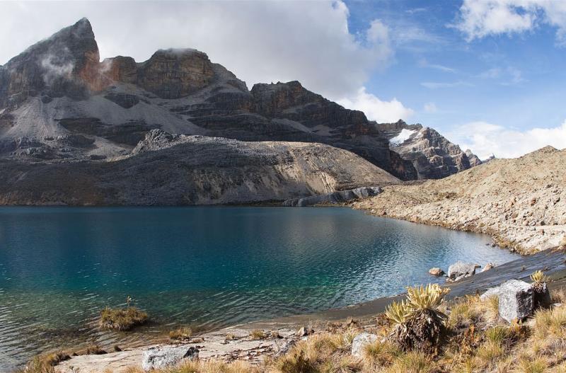 Laguna la Plaza, Sierra Nevada del Cocuy, Boyaca, ...