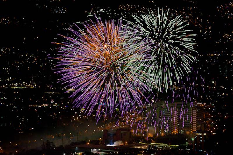 Bicentenario de la Independencia de Colombia, Mede...