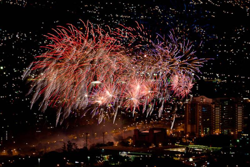 Bicentenario de la Independencia de Colombia, Mede...