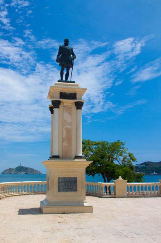 Estatua Rodrigo de Bastidas, Santa Marta, Magdalen...