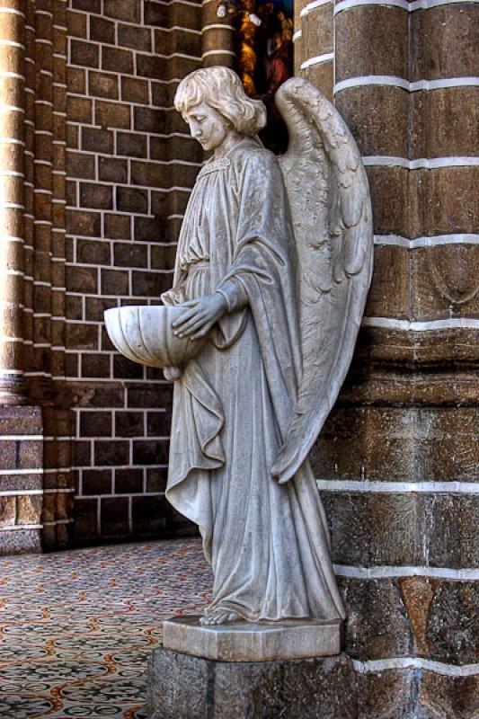 Basilica Menor de la Inmaculada Concepcion, Jardin...