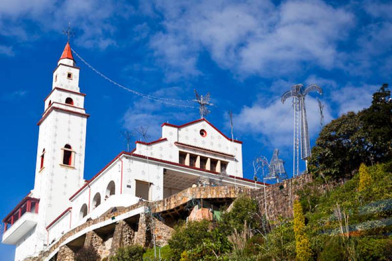 Santuario del Señor Caido de Monserrate, Cerro de...