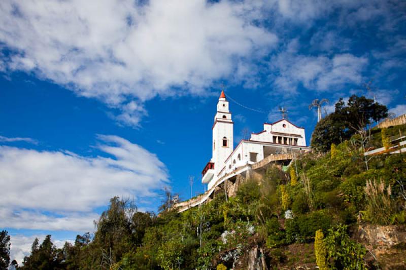 Santuario del Señor Caido de Monserrate, Cerro de...