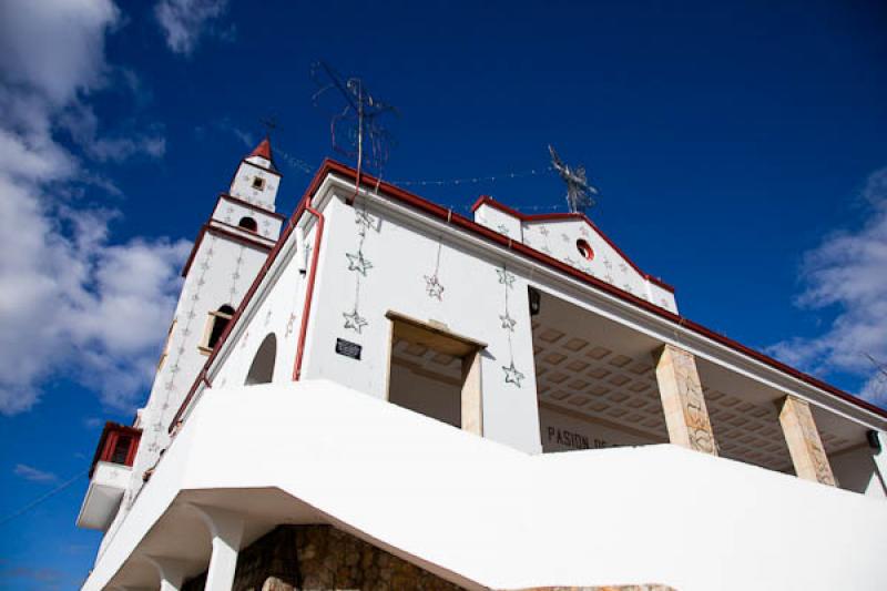 Santuario del Señor Caido de Monserrate, Cerro de...