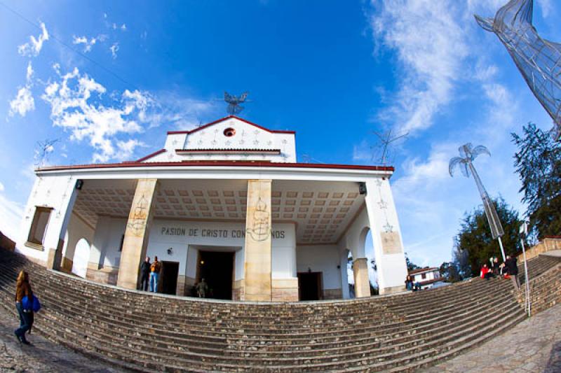 Santuario del Señor Caido de Monserrate, Cerro de...