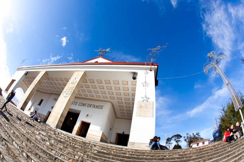 Santuario del Señor Caido de Monserrate, Cerro de...