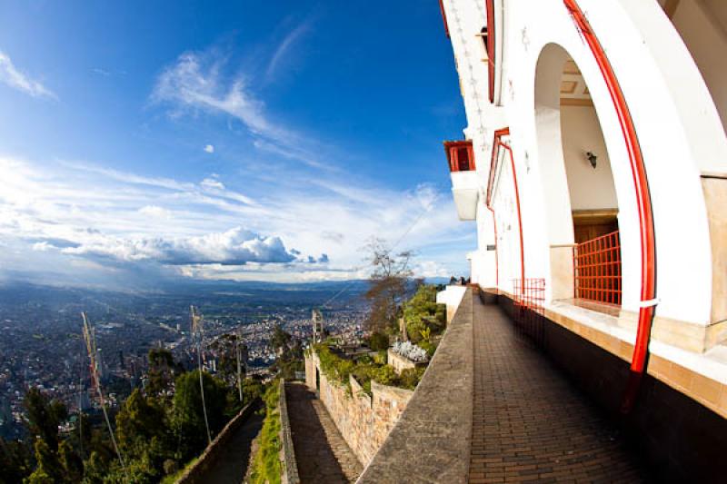 Santuario del Señor Caido de Monserrate, Cerro de...