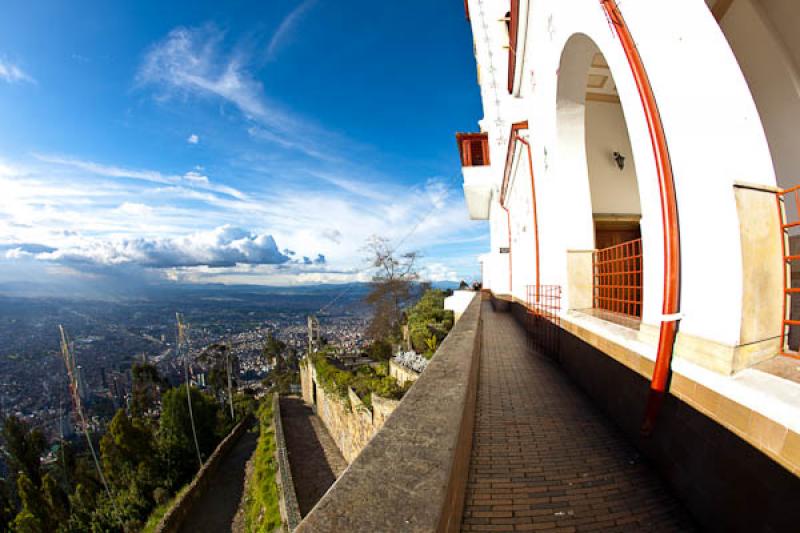 Santuario del Señor Caido de Monserrate, Cerro de...