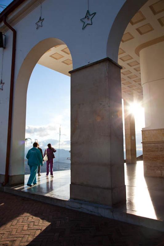 Santuario del Señor Caido de Monserrate, Cerro de...