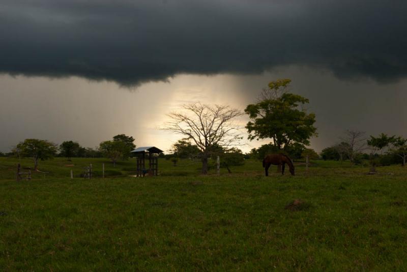 Atardecer en Cordoba, Monteria, Colombia