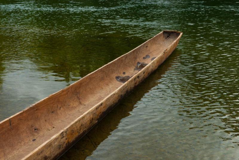 Canoa en Rio Sabaletas, Buenaventura, Valle del Ca...