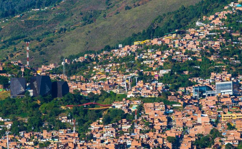 Panoramica de Santo Domingo Savio, Medellin, Antio...