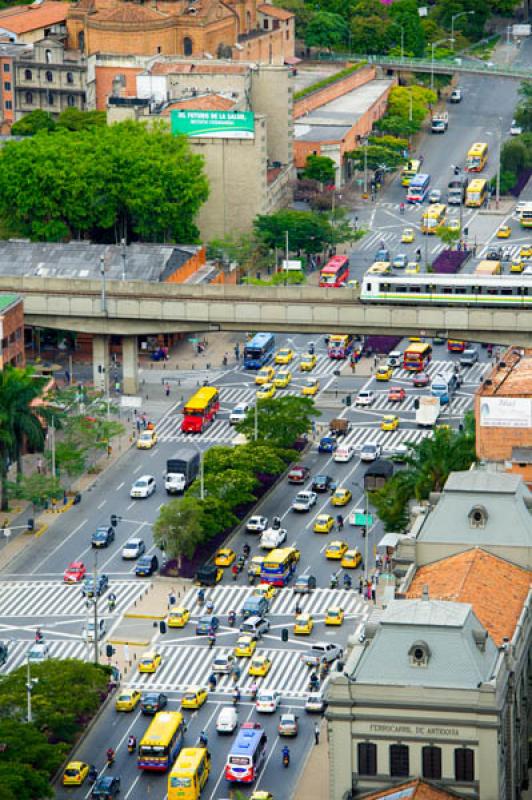 Avenida San Juan, Medellin, Antioquia, Colombia