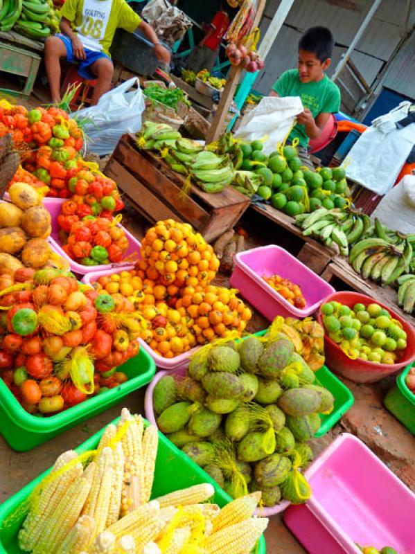 Mercado de Puerto Nariño, Puerto Nariño, Amazoni...