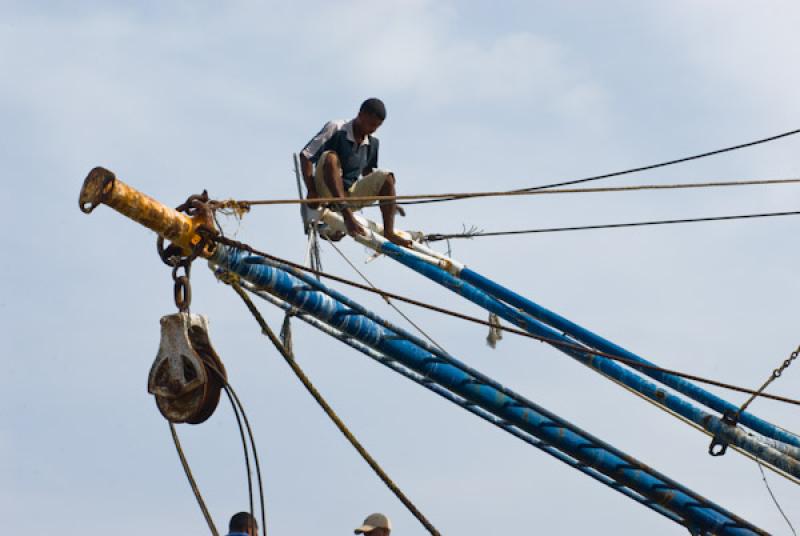 Hombre en un Barco, Santiago de Tolu, Tolu, Sucre,...