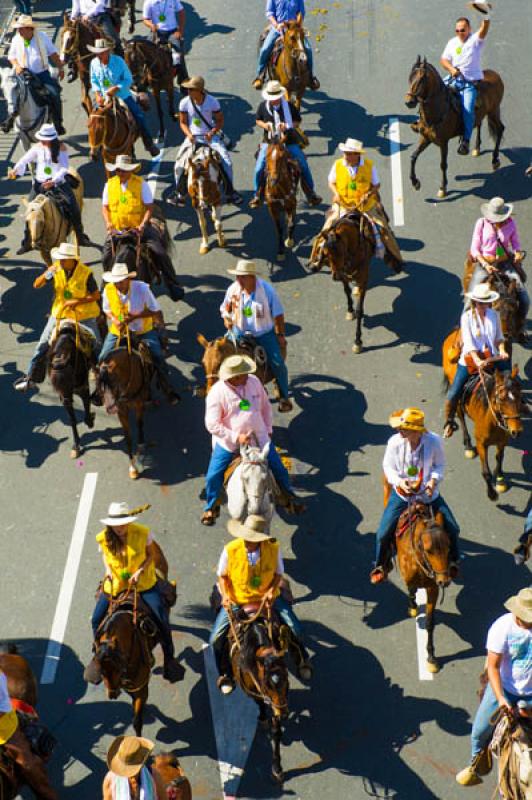 Cabalgata de las Flores, Feria de las Flores, Mede...