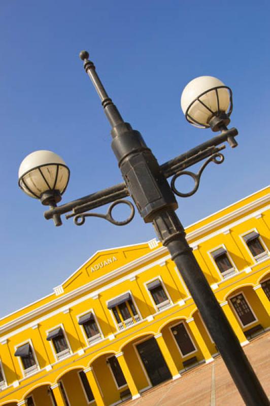 Edificio de la Administracion de la Aduana, Barran...