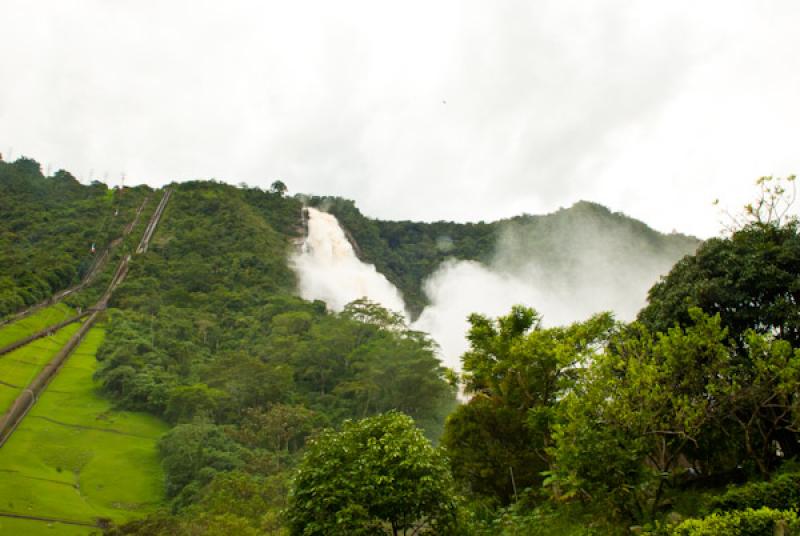 Salto de Guadalupe, Gomez Plata, Antioquia, Medell...