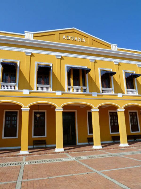 Edificio de la Administracion de la Aduana, Barran...