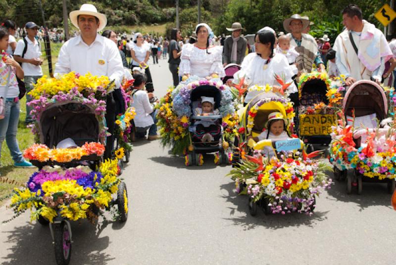 Desfile de Silleteritos, Feria de las Flores, Sant...