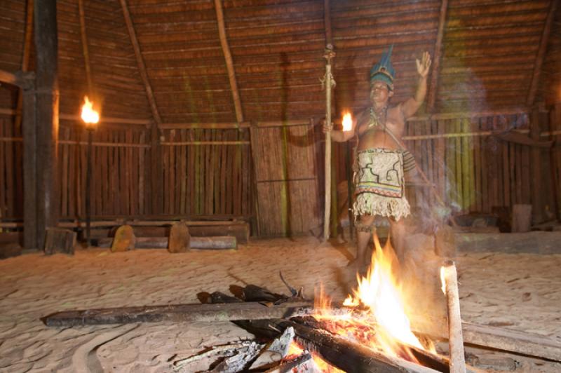 Chaman en Ritual, Amazonas, Leticia, Colombia